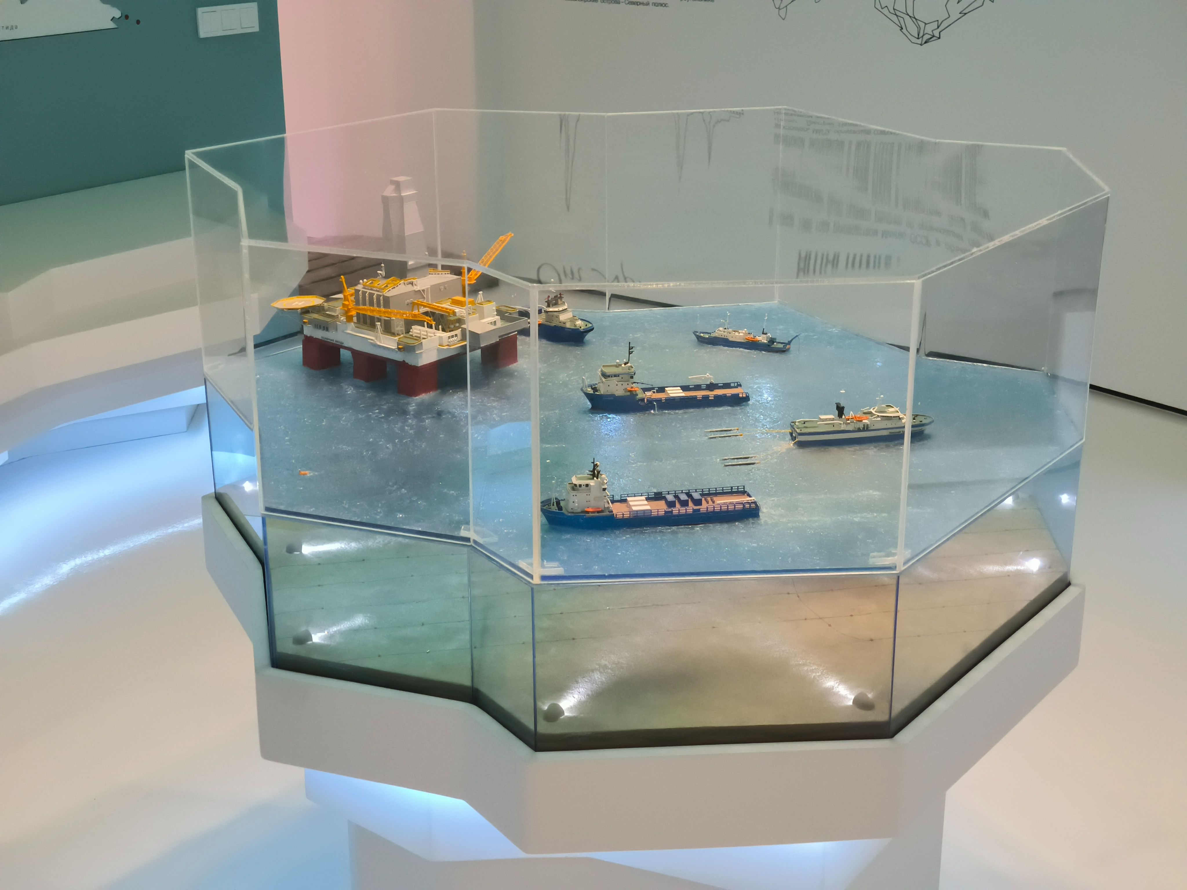 Макет подготовки нефти и газа