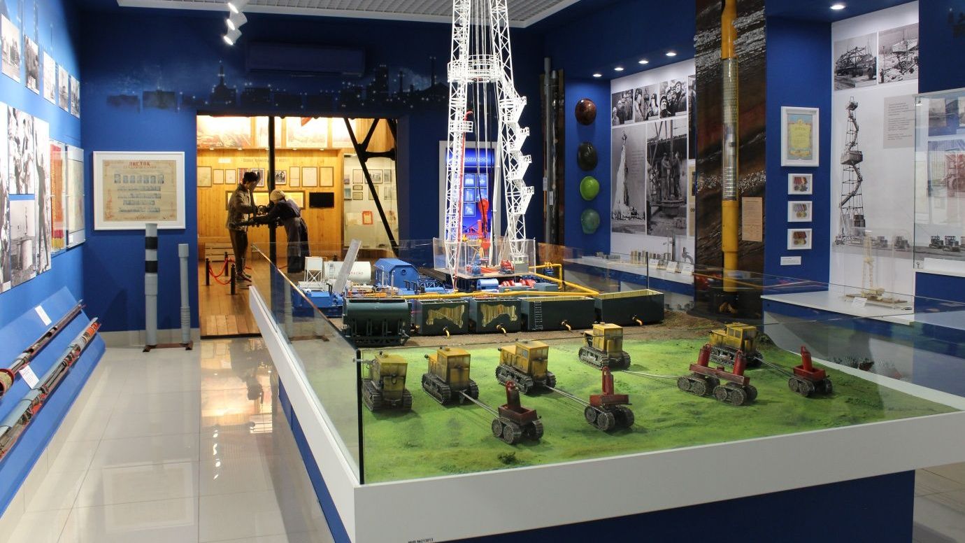 Макет буровой установки