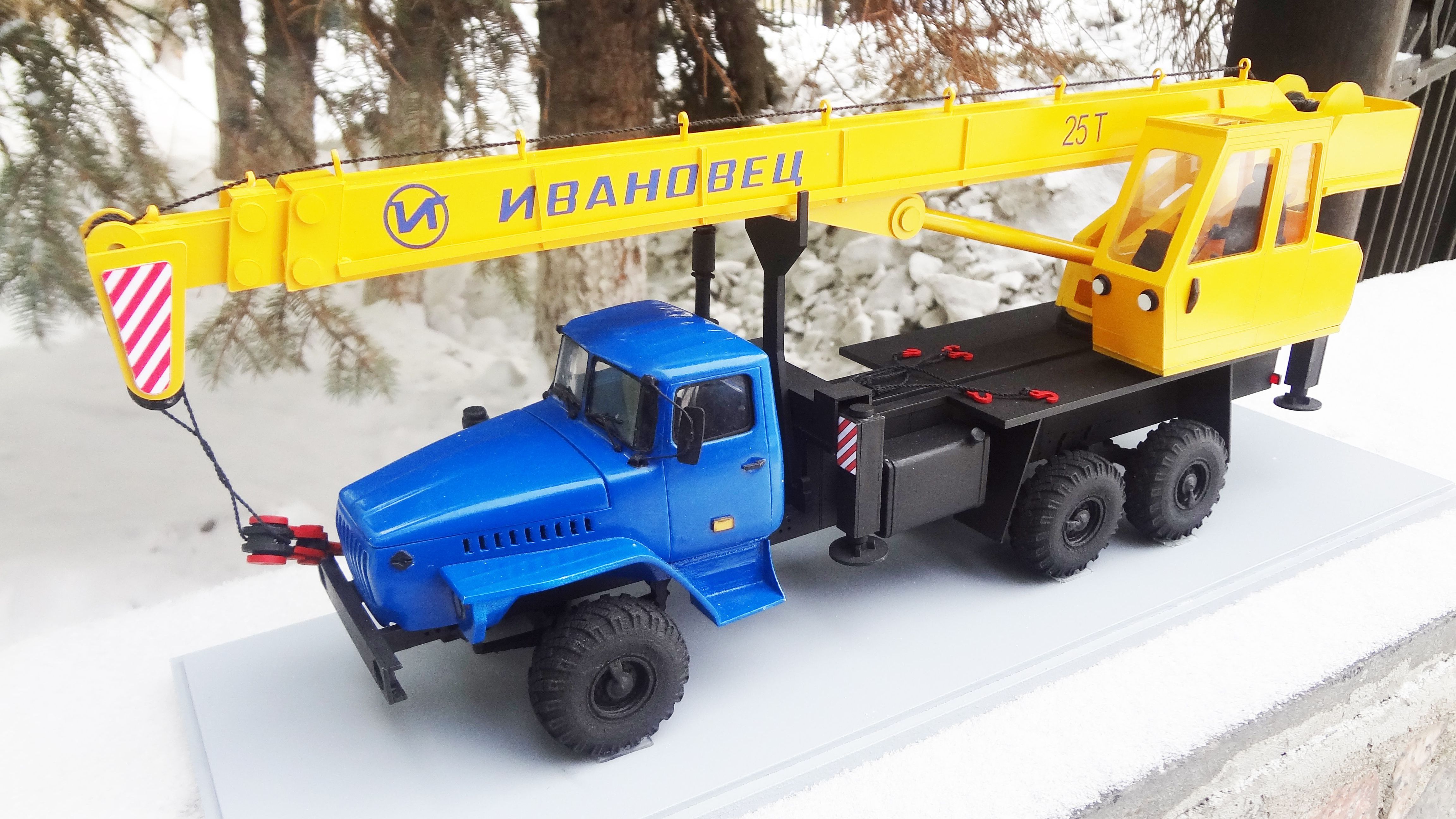 Макет газотурбинного двигателя