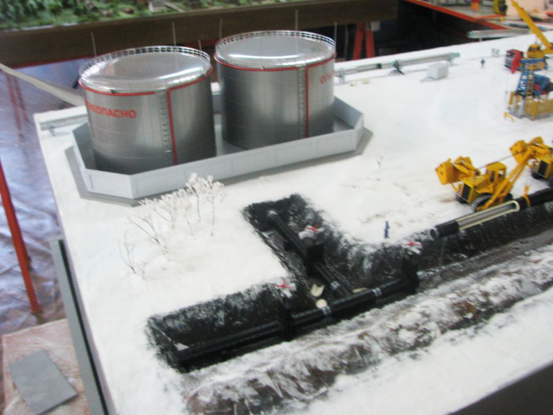 Макет нефтепровода