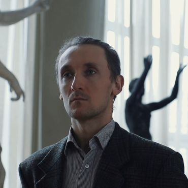 к. филос. н., заместитель декана факультета маркетинга и рекламы по научно-исследовательской работе