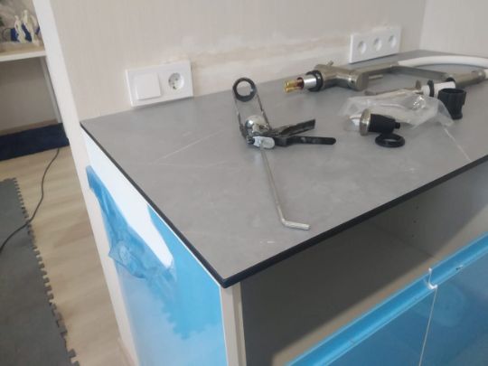 монтаж изделий из hpl компакт-ламината