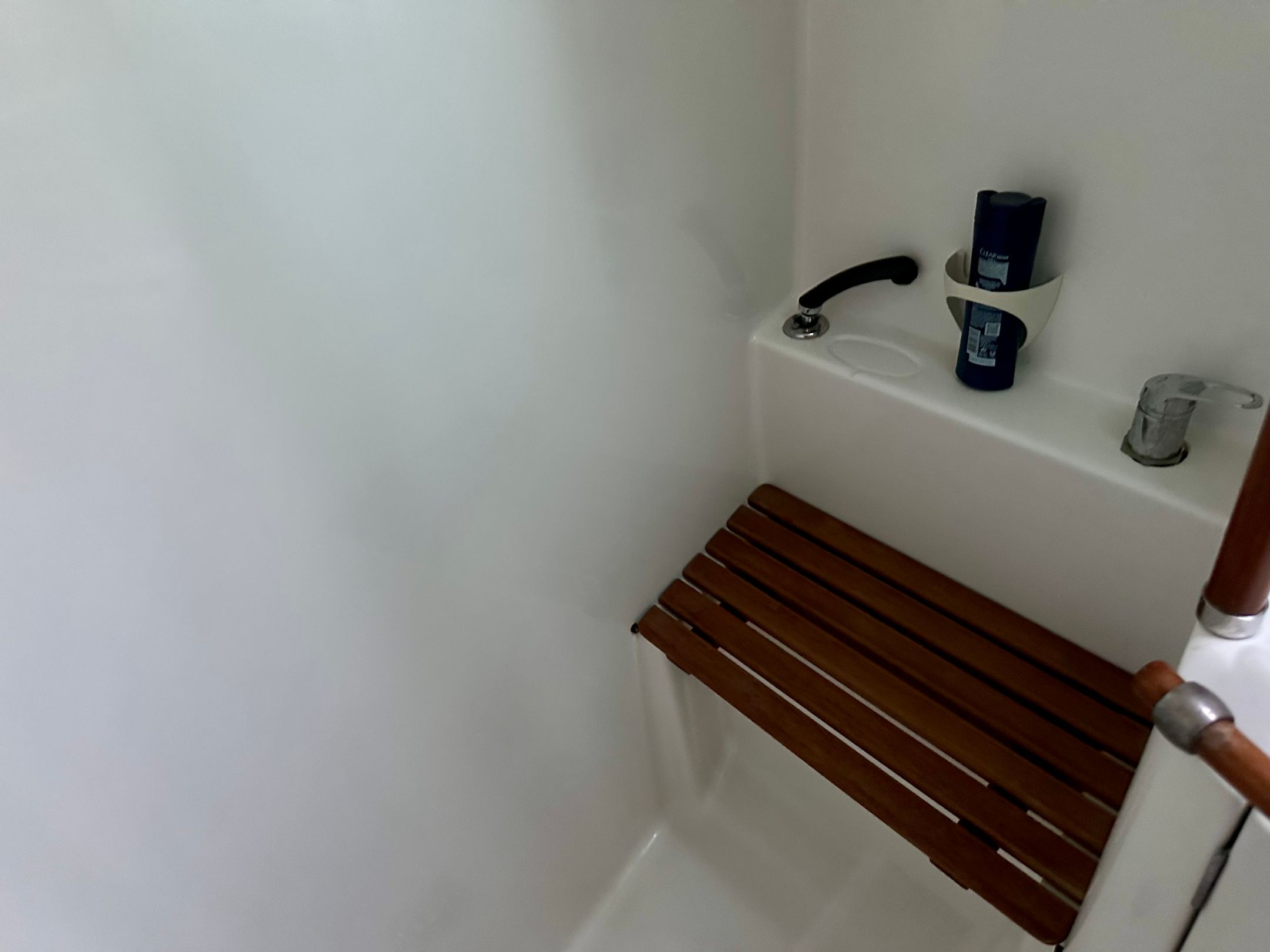 Аренда яхты в Турции душ