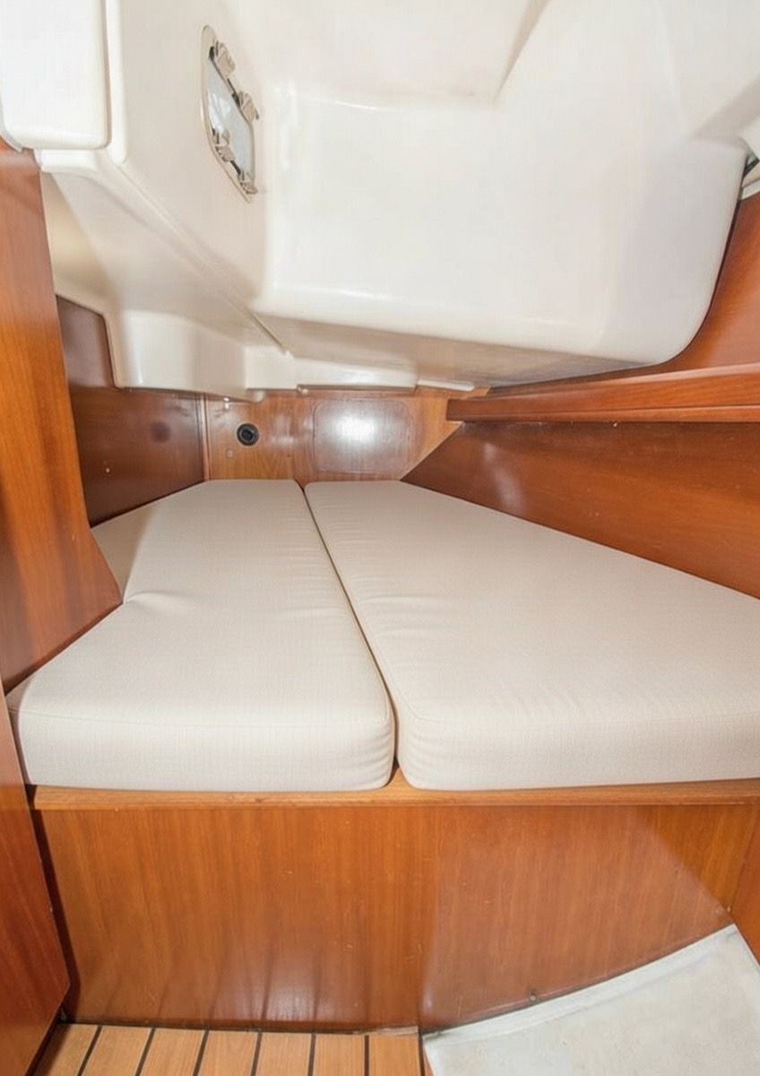 Аренда яхты в Турции каюта корма