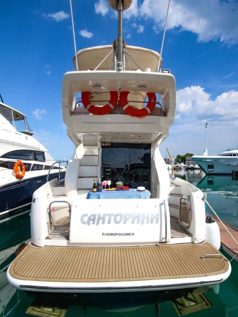 Аренда яхты в Сочи для путешествия