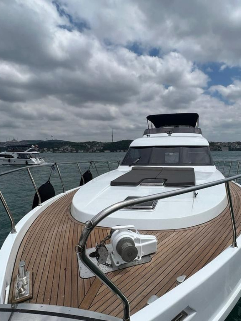 Аренда яхты в Турции с капитаном Стамбул
