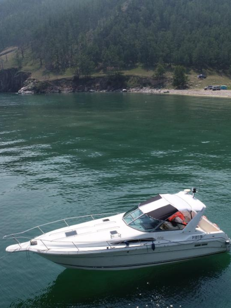 Аренда яхты на Байкале с капитаном