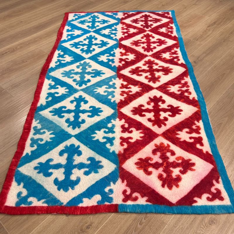 Сырмак в размере 1*2 м.