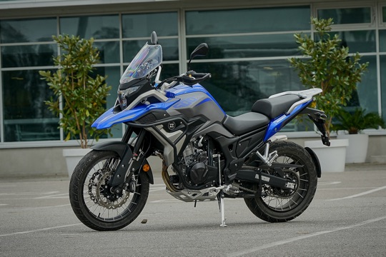 Аренда мотоцикла в Сочи KOVE 500 X Classic 2023