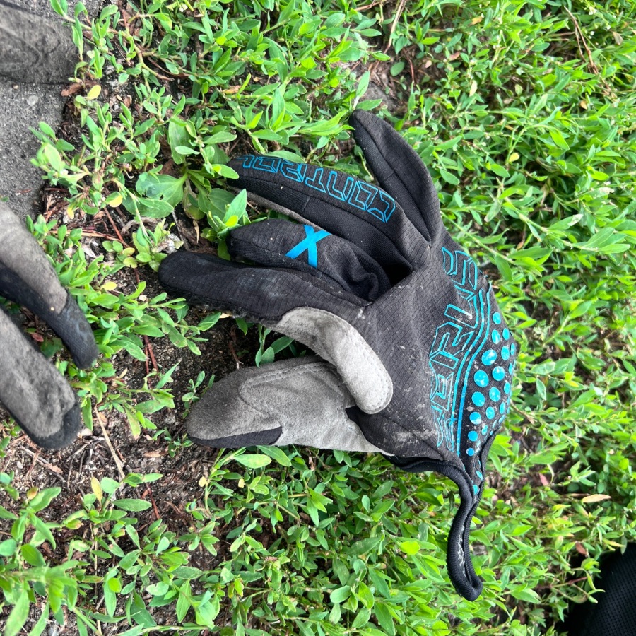 Не очень приятное ДТП райдера на мотоцикле