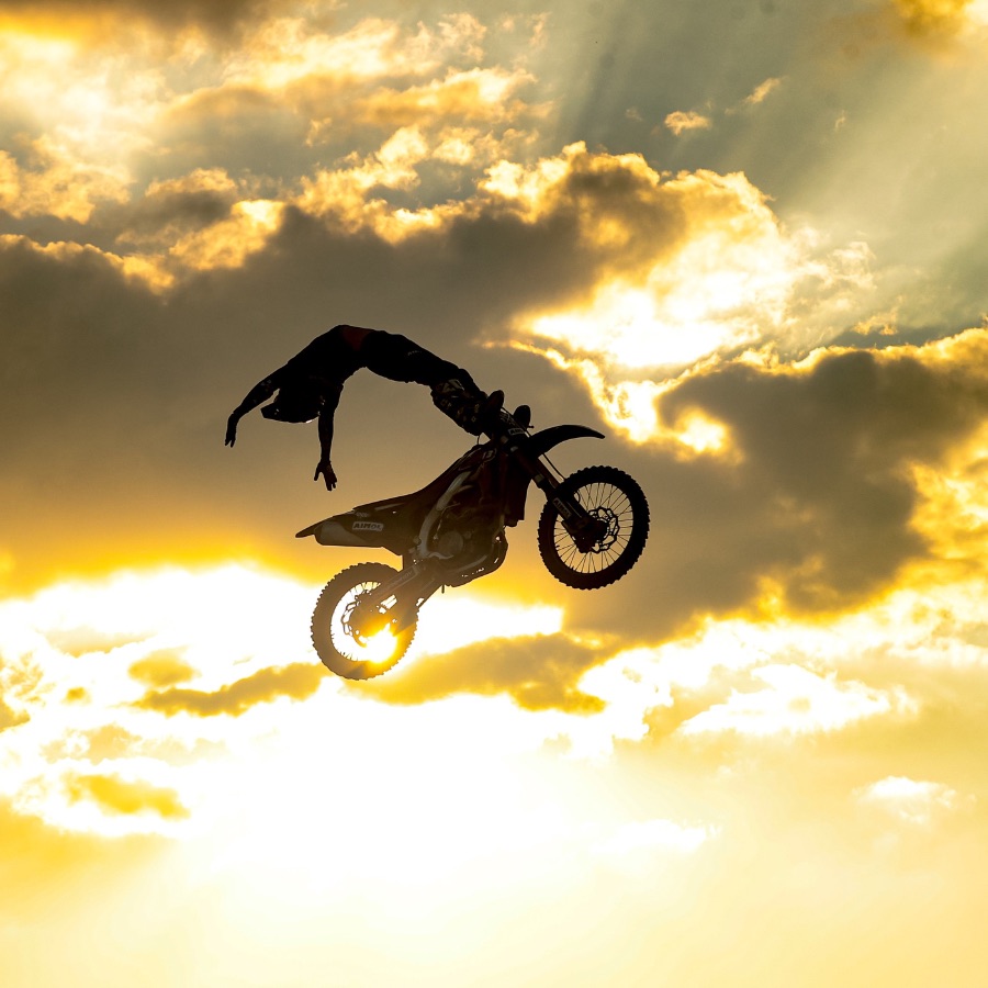 Профи мотофристайла оценили наш подход