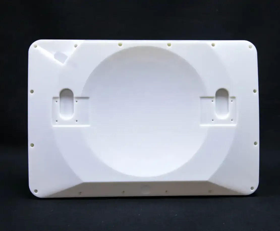 Задняя часть корпуса 3D-пульта, изготовленная методом SLA-печати.