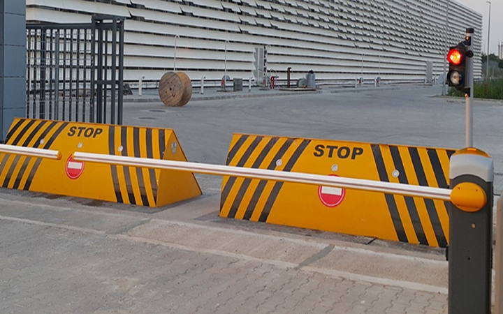Дорожные блокираторы Владивосток