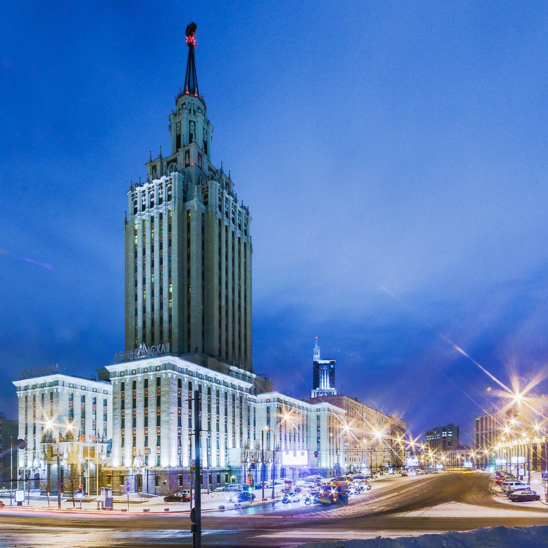 Наша компания специализируется на установке и обслуживании инженерных систем, обеспечивая эффективное кондиционирование и вентиляцию в административных зданиях. Мы гарантируем соблюдение всех государственных стандартов и требований, предлагая надежные и энергоэффективные решения для поддержания оптимального микроклимата и бесперебойной работы оборудования