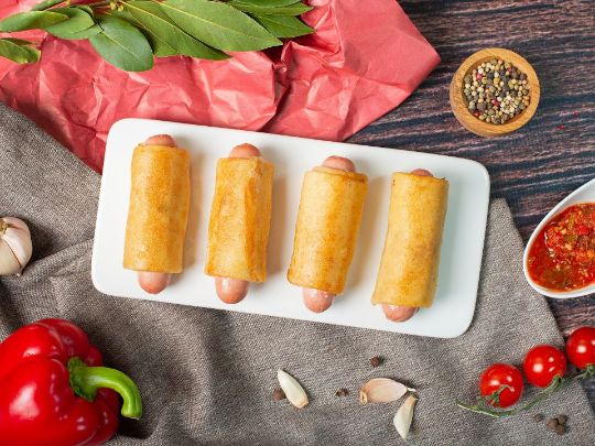 Блинчики с сосиской и сыром MOZZARELLA