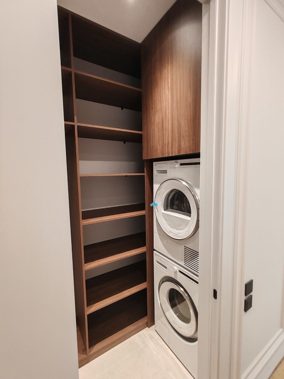 Мебель для ванной комнаты и туалета