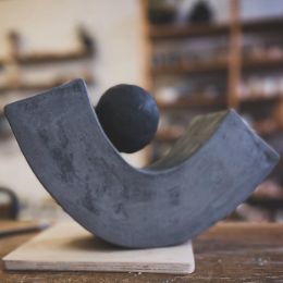 "Динамика", скульптура