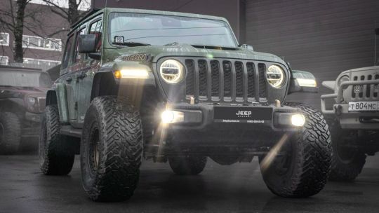 Jeep Wrangler JLU