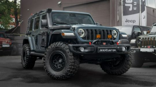 Jeep Wrangler JLU