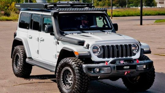 Jeep Wrangler JLU
