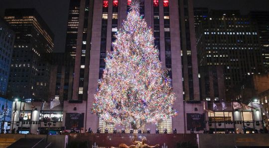 Новогодняя елка в Рокфеллер-центре