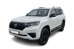 Вместительный багажник Outlander — удобно для путешествий по Кавказу