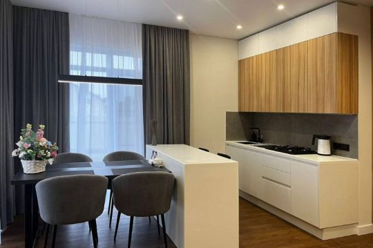 кухня с островом