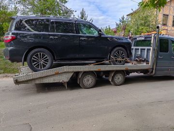 Услуги эвакуатора по Орлу и межгороду: Ливны, Мценск, Болхов, Верховье, Глазуновка, Дмитровск, Долгое, Залегощь, Колпна, Корсаково, Красная Заря, Кромы, Малоархангельск, Хомутово, Новосиль, Покровское, Змиевка, Сосково, Тросна, Нарышкино, Хотынец, Шаблыкино, Орловская область. https://yandex.ru/maps/org/uslugi_evakuatora_oryol_prigorod_trassa_mezhgorod/67214668683/
