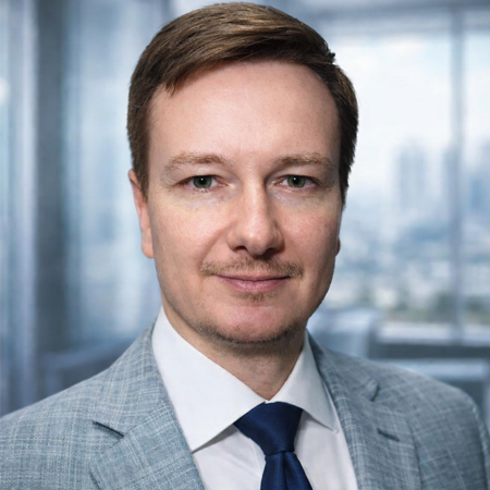 Директор Медрейн — Зеленов Дмитрий Геннадьевич