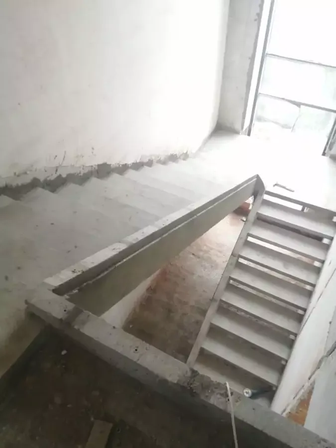 Маршевые бетонные лестницы