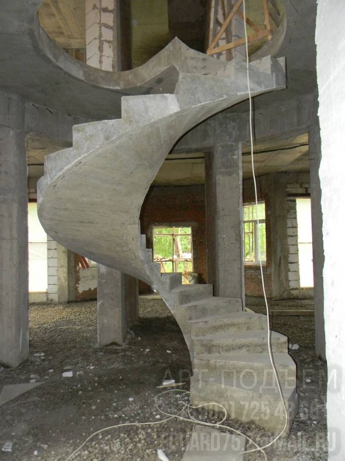 Винтовые бетонные лестницы