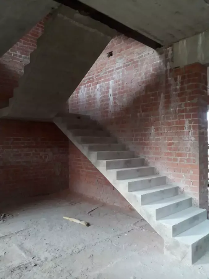 Прямые маршевые лестницы