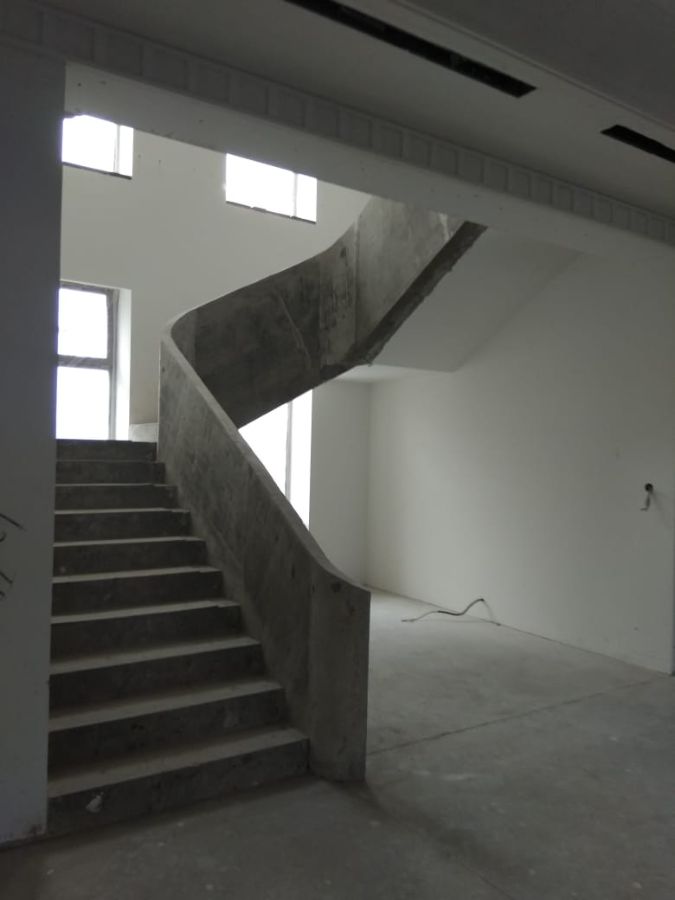 П и Г образные бетонные лестницы