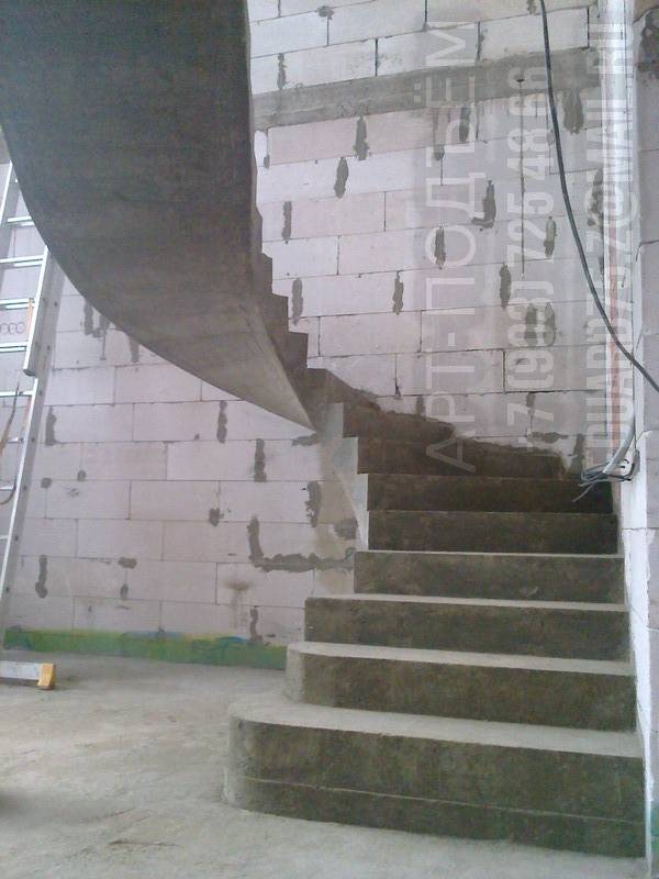 Винтовые бетонные лестницы