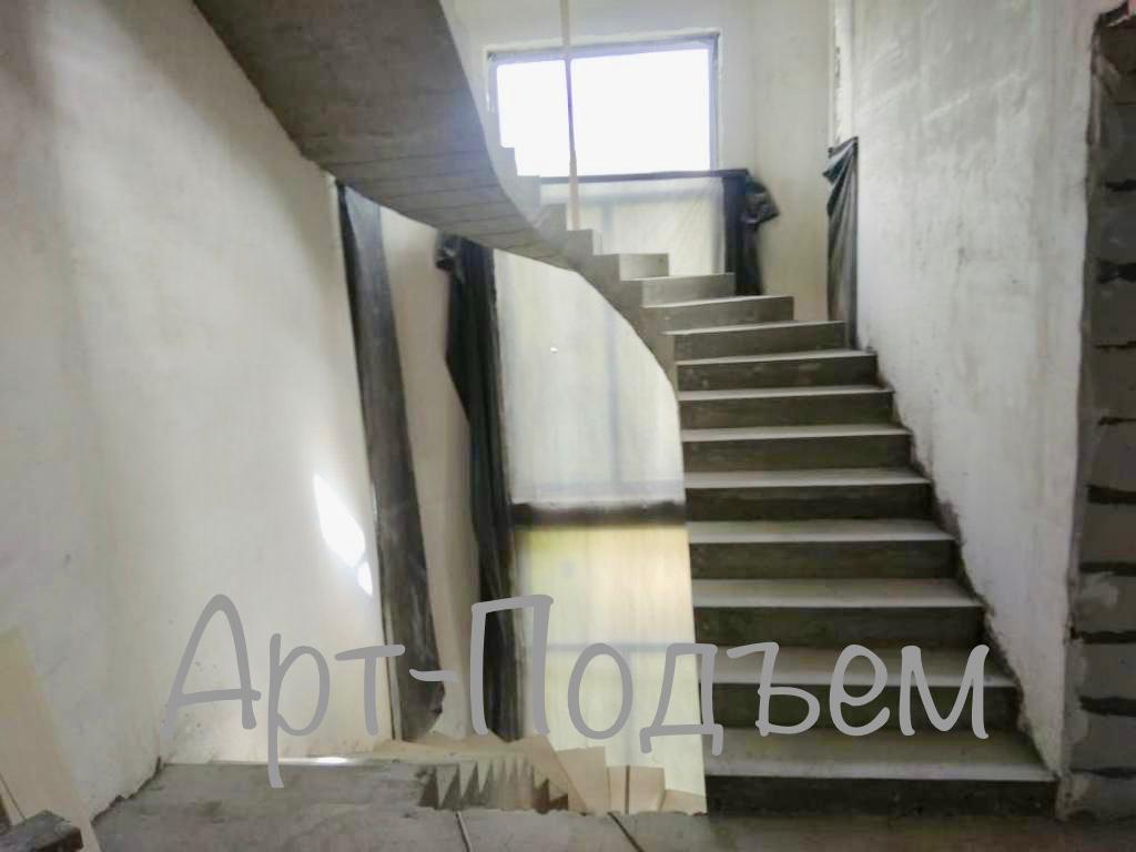 П и Г образные бетонные лестницы