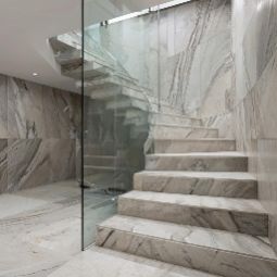 При строительстве монолитных бетонных лестниц