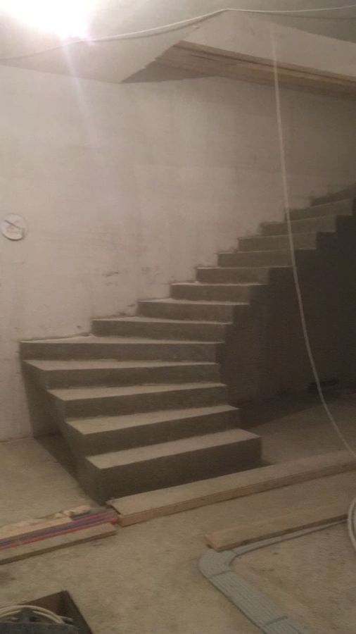 П и Г образные бетонные лестницы