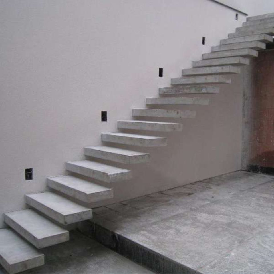 Консольная лестница Москва