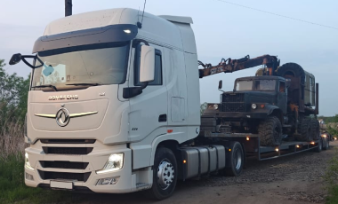 Перевозка спецтехники на трале