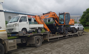 перевозка экскаватора и автомобилей