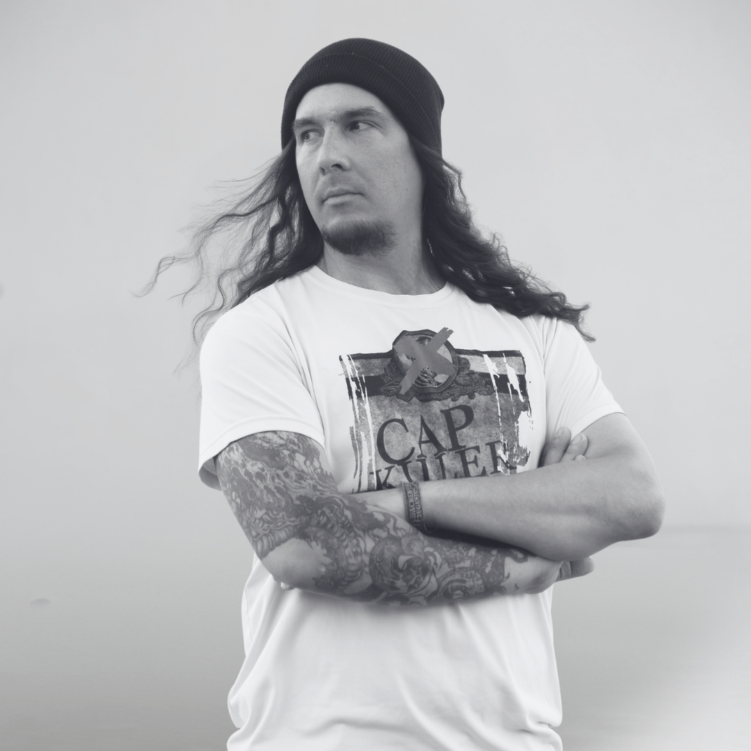 Педагог по барабанам