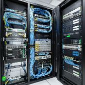 Структурированная кабельная система. Создадим комфортные условия работы для вашего бизнеса. Объединим все сетевые устройства для лучшего мониторинга и обслуживания с возможностью расширения, что даст надежную основу и стабильность для работы.