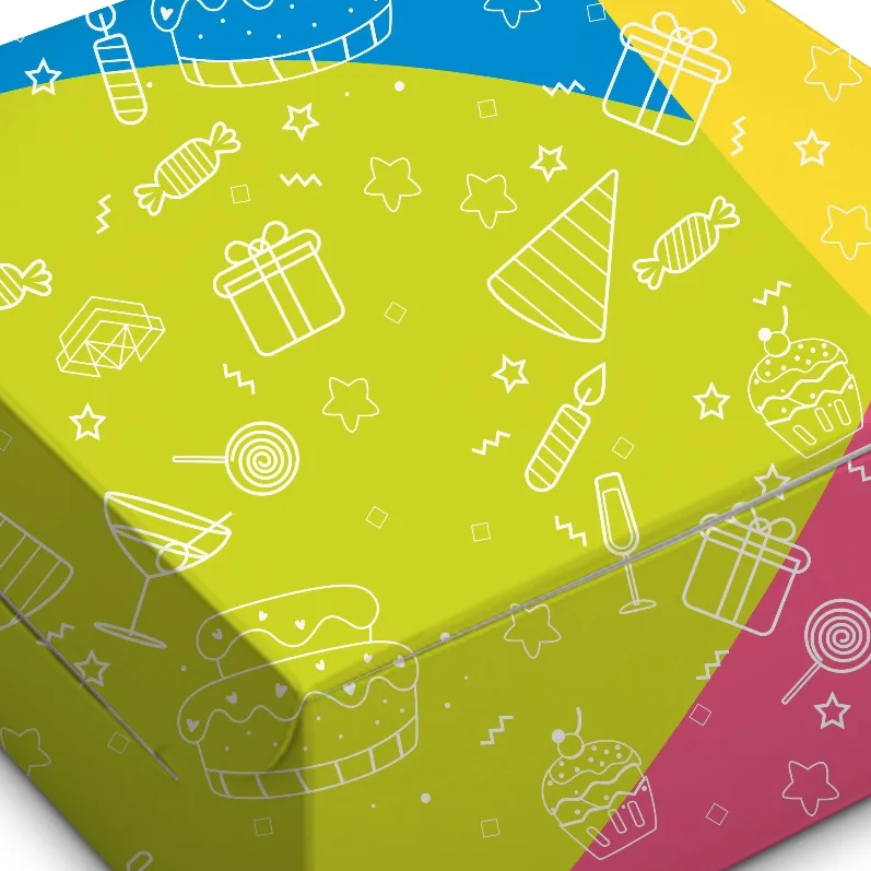 коробки с логотипом