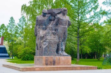 Аллея Ветеранов г.Нижний Тагил