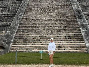 Экскурсию забронировала на два человека за 90 $, у агентов в отеле цена была $ 230. Экономия более 50%