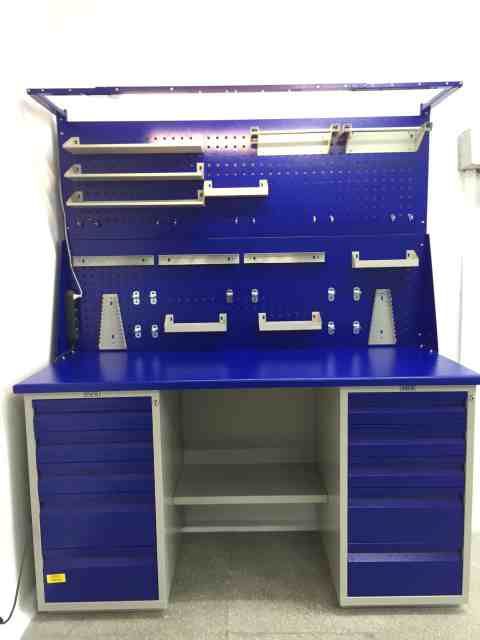 верстак с подсветкой