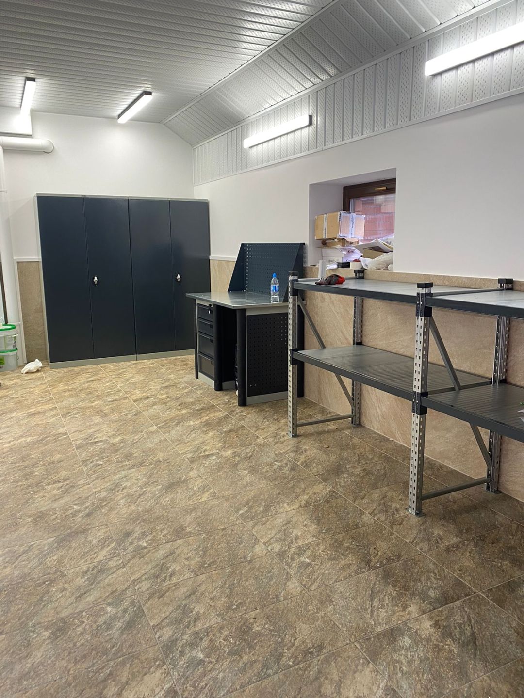 верстак в шиномонтажку