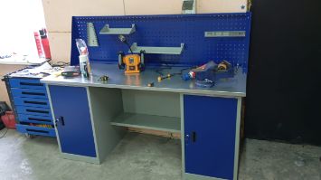 Верстак для гаража