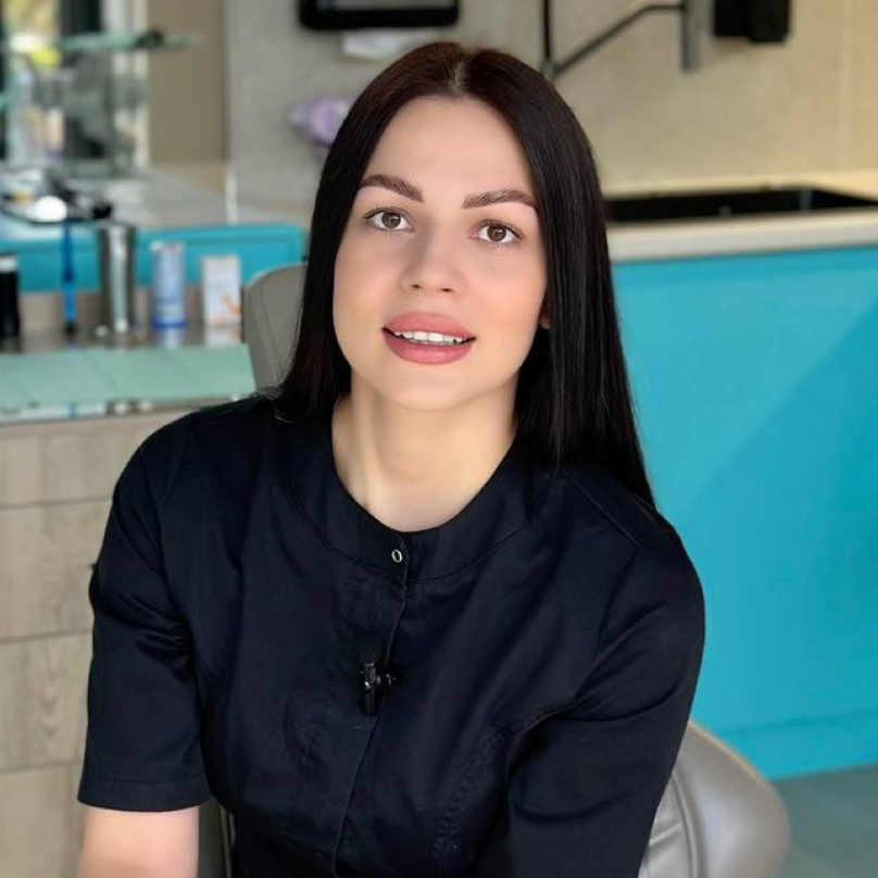 Стоматолог Olio.kg – профессиональный врач. Главный врач клиники ОЛИО