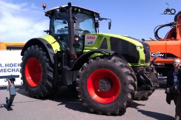 Claas Axion 930